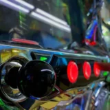 【徹底比較】パチスロとパチンコはどう違う?初心者向け完全ガイド